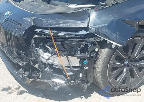 2023 BMW 740 I z USA, uszkodzony, nr VIN WBA23EH01PCN58267